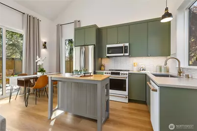 10039 13th Avenue NW, Seattle, WA 98177 - Photo 15