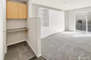 425 Vine St, Seattle, WA 98121 - Photo 15