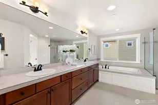 7050 171st Ave SE, Bellevue, WA 98006 - Photo 17