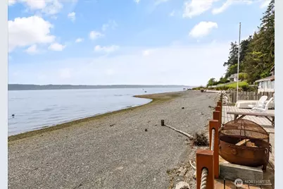 8339 Franklin Road, Clinton, WA 98236 - Photo 5
