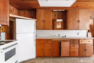 8339 Franklin Rd, Clinton, WA 98236 - Photo 17