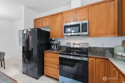 15000 Juanita Drive NE #405, Kenmore, WA 98028 - Photo 7