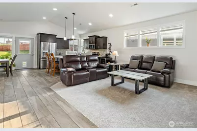 5997 W 41st Ave, Kennewick, WA 99338 - Photo 7