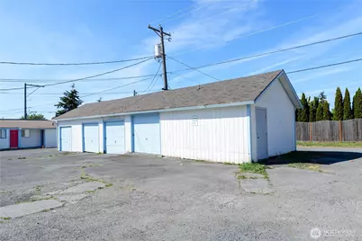 201 E Liberty Street, Port Angeles, WA 98362 - Photo 5