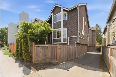 11732 Greenwood Avenue N, Seattle, WA 98133 - Photo 31
