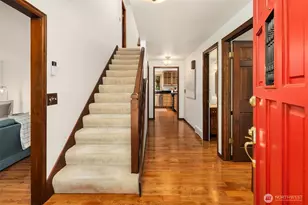 2302 126th Ave NE, Bellevue, WA 98005 - Photo 3