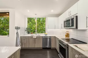 9230 Interlake Ave N, Seattle, WA 98103 - Photo 15