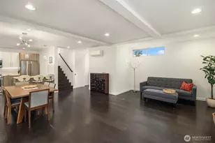 9230 Interlake Ave N, Seattle, WA 98103 - Photo 7