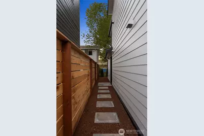 8823 Dibble Avenue NW, Seattle, WA 98117 - Photo 27
