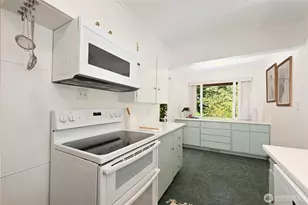 10801 12th Ave NE, Seattle, WA 98125 - Photo 15