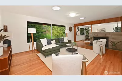 10801 12th Avenue NE, Seattle, WA 98125 - Photo 7
