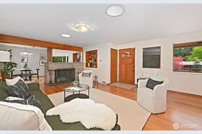 10801 12th Avenue NE, Seattle, WA 98125 - Photo 9