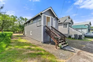 411 11th St, Hoquiam, WA 98550 - Photo 3