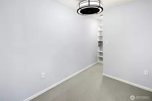 425 Vine St, Seattle, WA 98121 - Photo 15