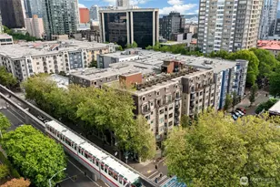 425 Vine St, Seattle, WA 98121 - Photo 23