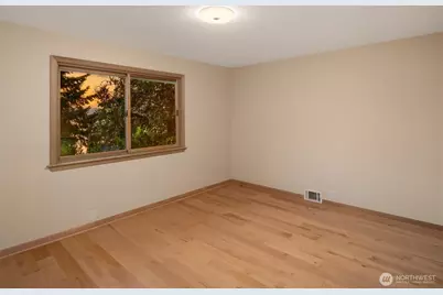 16311 25th Avenue SW, Burien, WA 98166 - Photo 19