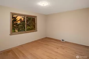 16311 25th Ave SW, Burien, WA 98166 - Photo 19