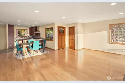 16311 25th Avenue SW, Burien, WA 98166 - Photo 13