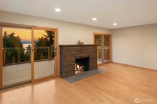 16311 25th Ave SW, Burien, WA 98166 - Photo 9