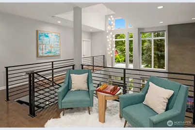 8221 21st Avenue NE, Seattle, WA 98115 - Photo 23