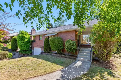 6542 43rd Avenue NE, Seattle, WA 98115 - Photo 1