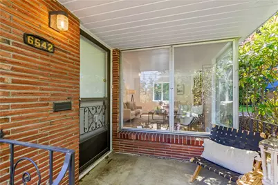 6542 43rd Avenue NE, Seattle, WA 98115 - Photo 3