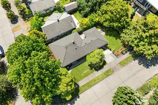 2265 NE 73rd St, Seattle, WA 98115 - Photo 27