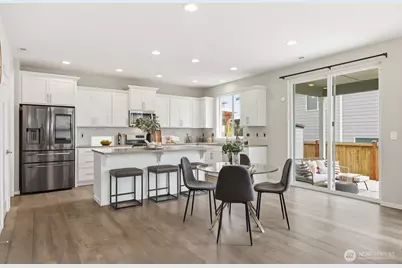 18216 137th Place SE, Renton, WA 98058 - Photo 9