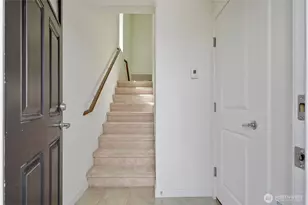 12031 35th Ave NE, Seattle, WA 98125 - Photo 3