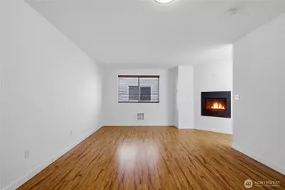 12031 35th Avenue NE #A, Seattle, WA 98125 - Photo 9