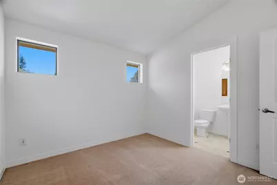12031 35th Avenue NE #A, Seattle, WA 98125 - Photo 15
