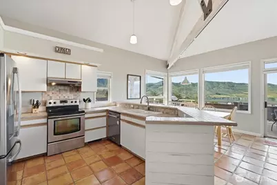 101 Stormy Mountain Way, Chelan, WA 98816 - Photo 15