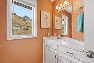 101 Stormy Mountain Way, Chelan, WA 98816 - Photo 21