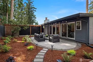 15634 SE 8th St, Bellevue, WA 98008 - Photo 17