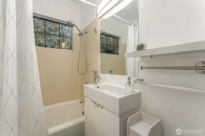 3844 NE 87th Street, Seattle, WA 98115 - Photo 13