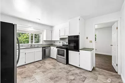 13710 Madrona Road SW, Port Orchard, WA 98367 - Photo 9