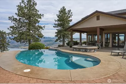 300 Hawks Ridge Road, Chelan, WA 98816 - Photo 19