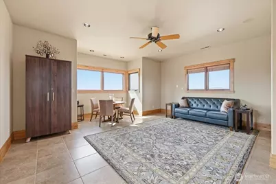 300 Hawks Ridge Road, Chelan, WA 98816 - Photo 33