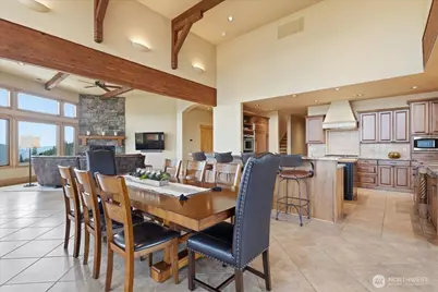 300 Hawks Ridge Road, Chelan, WA 98816 - Photo 15