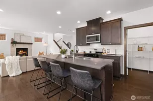 2729 S 124th Ln, Burien, WA 98168 - Photo 11