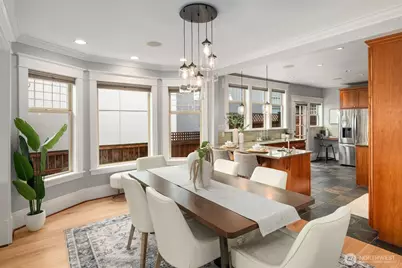 159 Blaine Street, Seattle, WA 98109 - Photo 9