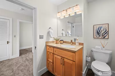 210 N Yakima Avenue, Tacoma, WA 98403 - Photo 23
