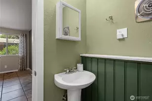 21030 7th Ave S, Des Moines, WA 98198 - Photo 37