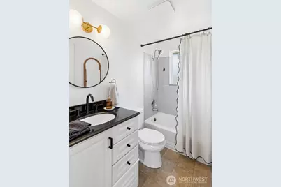 17035 128th Avenue SE, Renton, WA 98058 - Photo 9
