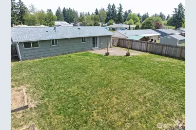 17035 128th Avenue SE, Renton, WA 98058 - Photo 15