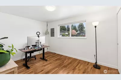17035 128th Avenue SE, Renton, WA 98058 - Photo 11