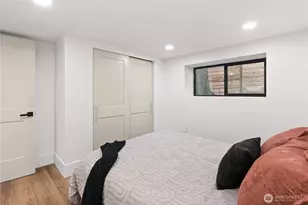 2212 N 46th St, Seattle, WA 98103 - Photo 31
