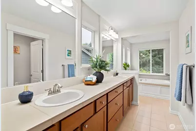 34415 SE Burke Street, Snoqualmie, WA 98065 - Photo 17