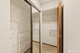 2350 10th Ave E, Seattle, WA 98102 - Photo 21
