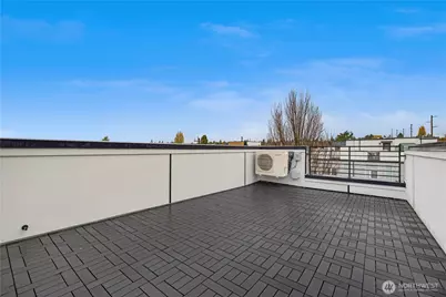 903 B NW 56th Street, Seattle, WA 98107 - Photo 17